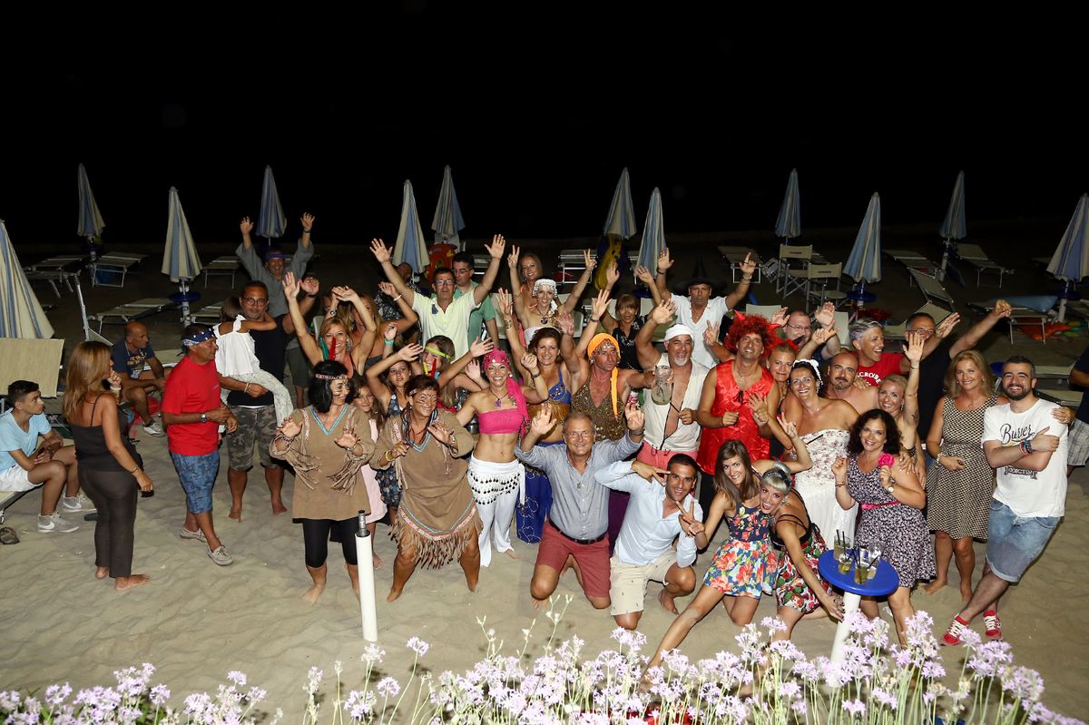 Chalet Alta Marea festa in spiaggia